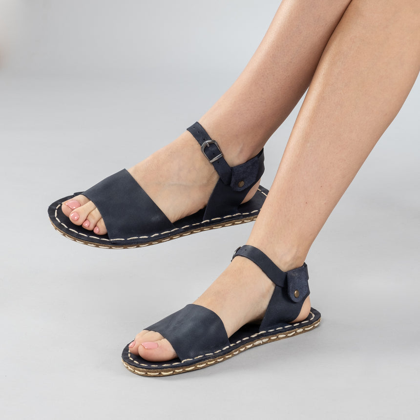 Blaue Barfußsandalen mit offener Spitze