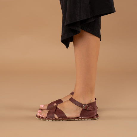 Kırmızı Çapraz Barefoot Sandalet