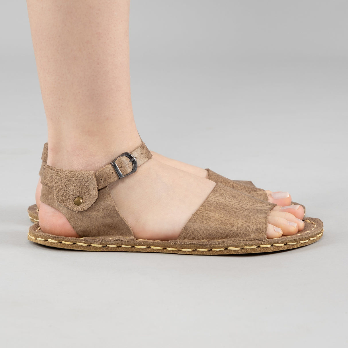 Taba Burnu Açık Barefoot Sandalet