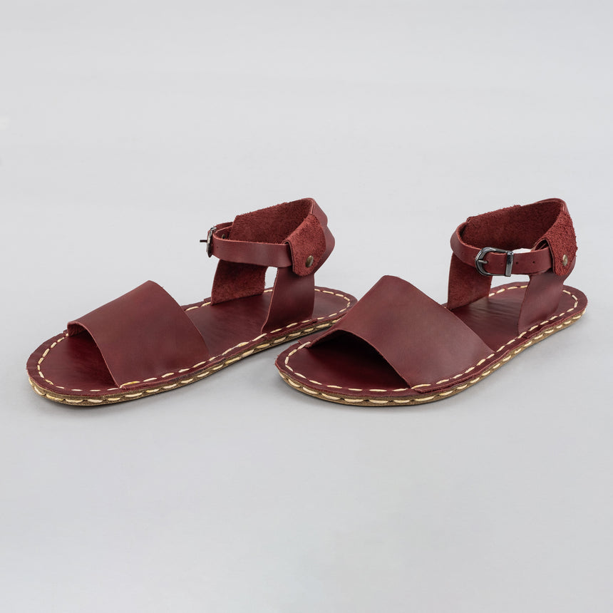 Rote Barfußsandalen mit offener Spitze