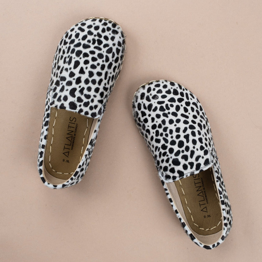 Minimalistische Polka Dots für Damen