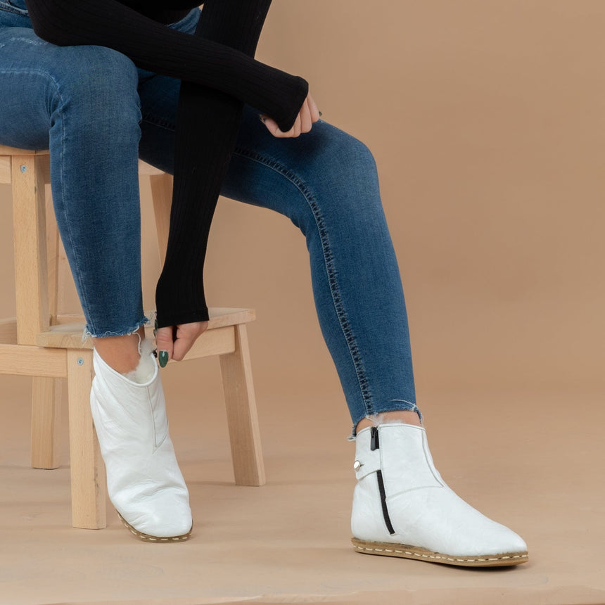 Women's White Shearling Boots