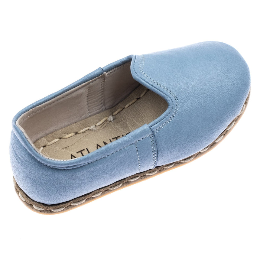 Himmelblaue Lederschuhe für Kinder